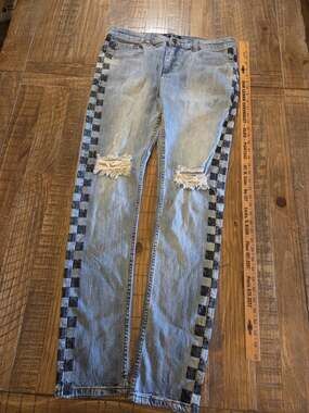 Serenade Jeans Men's Size 36x32 Side Checks Ripped Denim